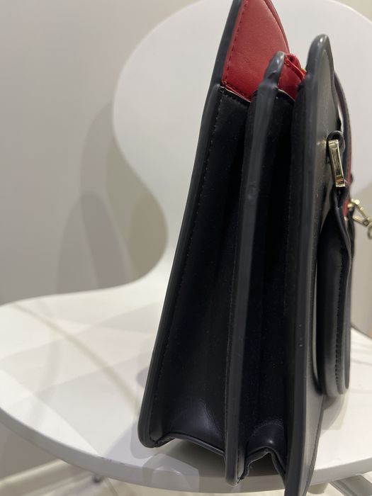 Продам сумочку Atos Lamborgini : 1600 грн