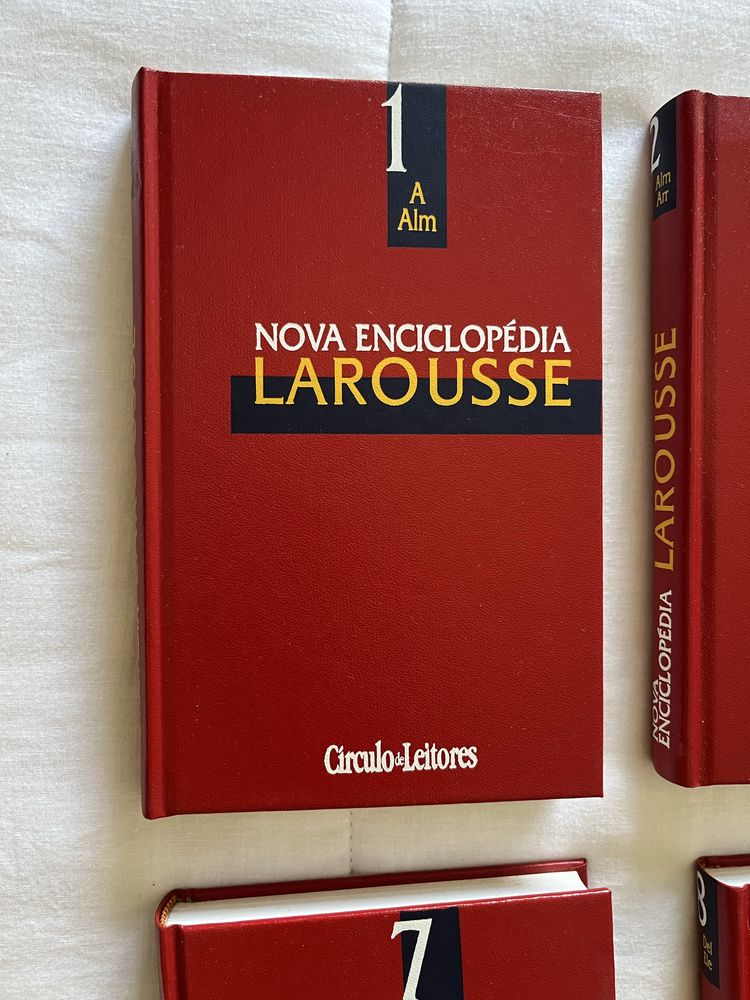 Coleção Completa – Nova Enciclopédia Larousse (22 volumes)