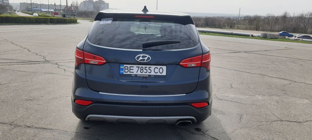 Hyundai Santa Fe 2012 г.