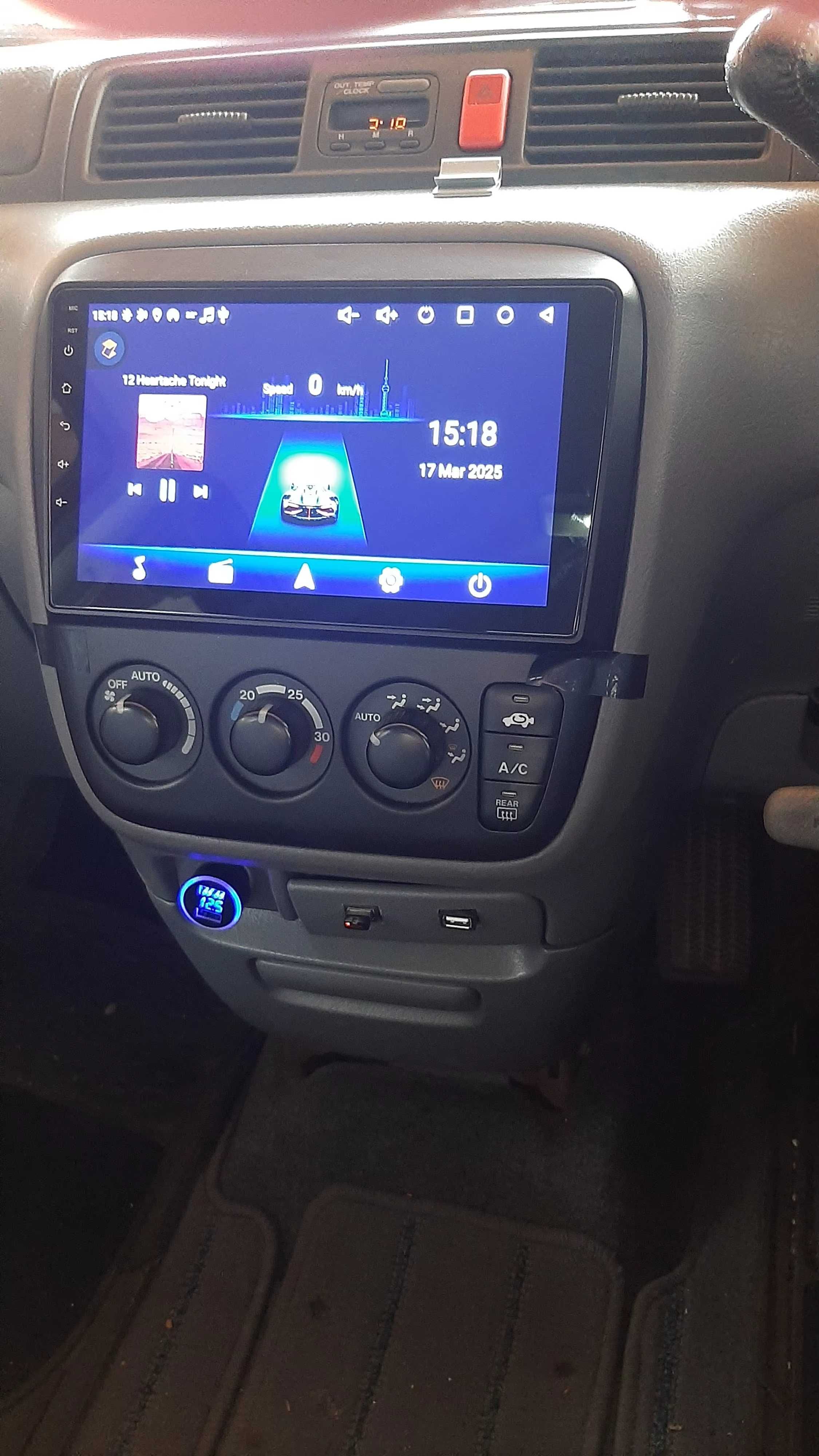 Radio Android 13  Honda CR-V 1997/2001  gps wifi bluetooth
