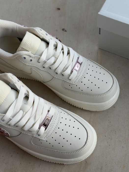 Nike Air Force 1 Low ‘Molten Metal Pink Swoosh ‘