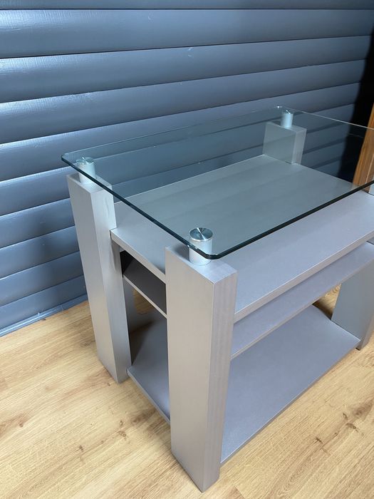 Тумба под  телевизор