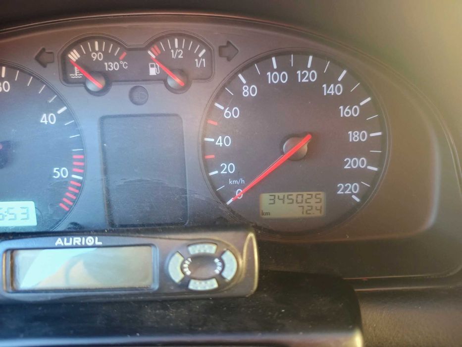 WV Passat B5 1.9 TDI 1999r oryginalny przebieg, garażowany