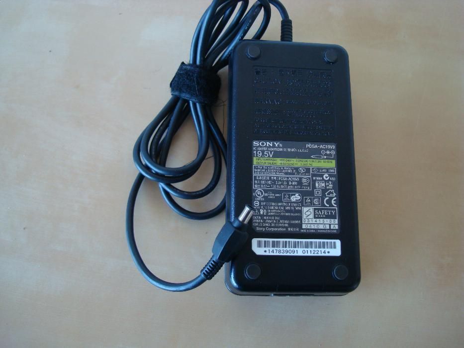 Carregador portátil Sony PCGA-AC19V9, Original