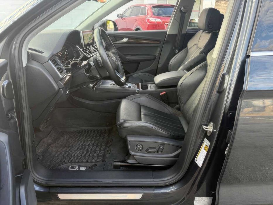 Audi Q5 quattro Premium Plus 45 TFSI      2019