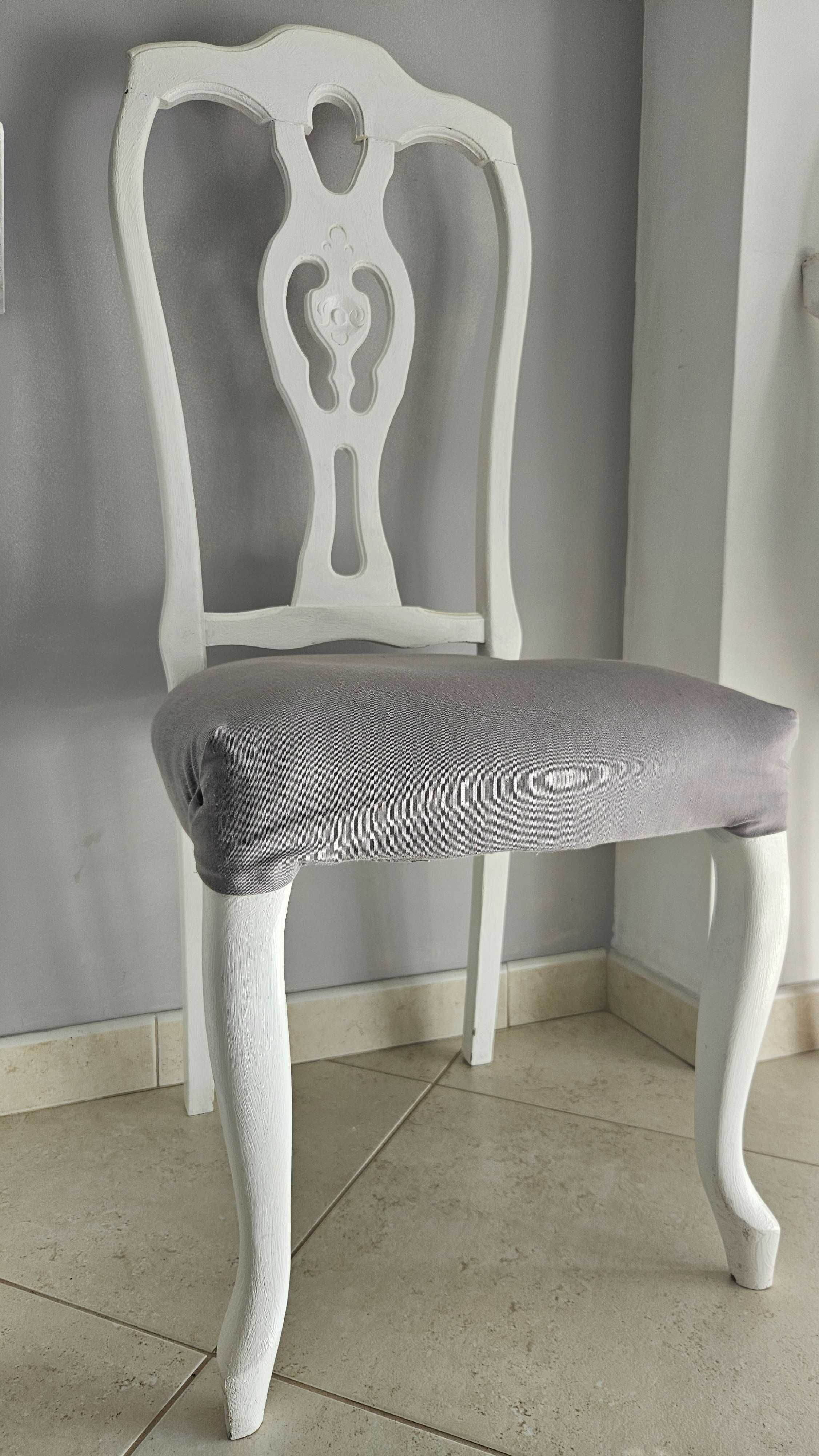 6 Cadeiras mesa de jantar 7€ Cada