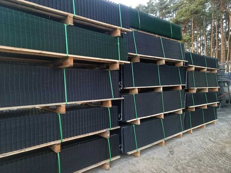 Ogrodzenie panelowe, słupki ogrodzeniowe, podmurówka betonowa