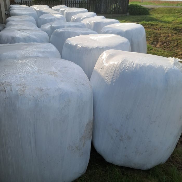 Sprzedam  Sianokiszonke z lucerny