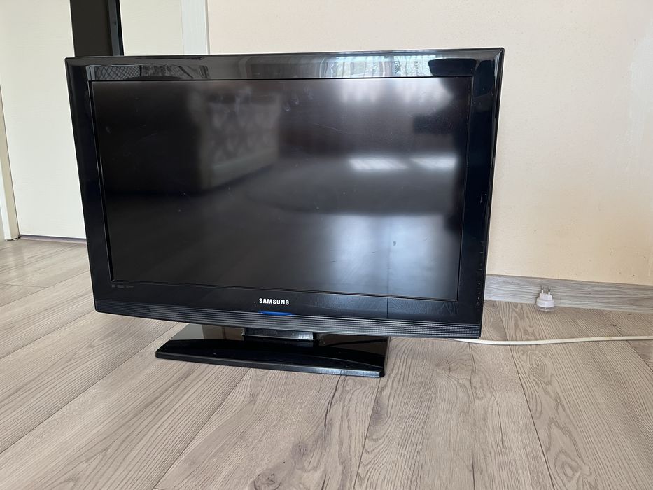 Телевізор самсунг