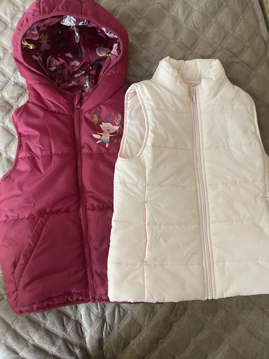 Безрукавка для дівчинки 116