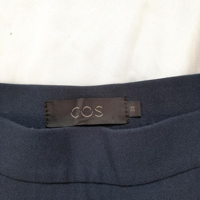 Юбка міді по коліна темно синя cos