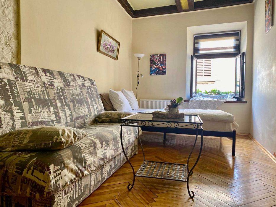 Квартира подобово центр   10 хв до ж д вокзалу Звітні документи