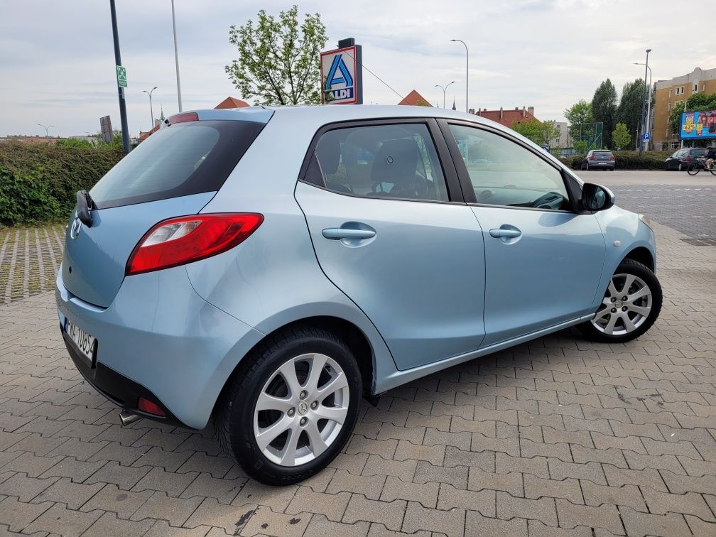 Mazda 2 1.3 Benzyna 75km-2009 rok-Klima-Oszczędna-5 Drzwi