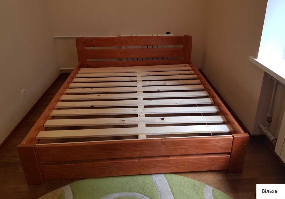 Ліжко Класік натуральне дерево. 160х200см з масиву дерева. Кровать