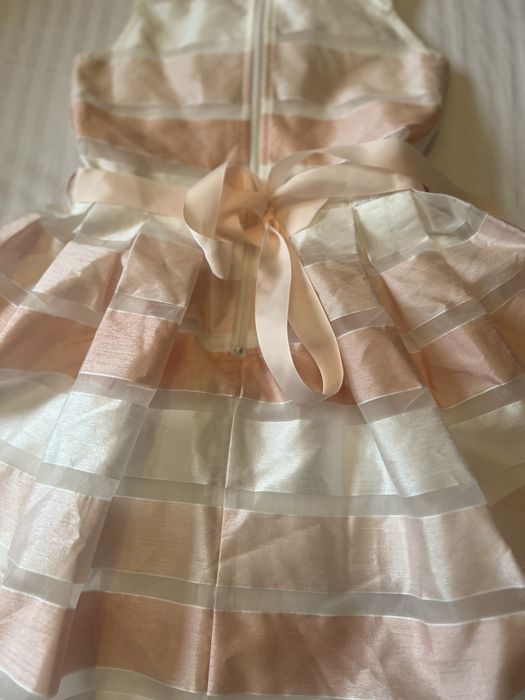 Sukienka dziewczęca btween śliska