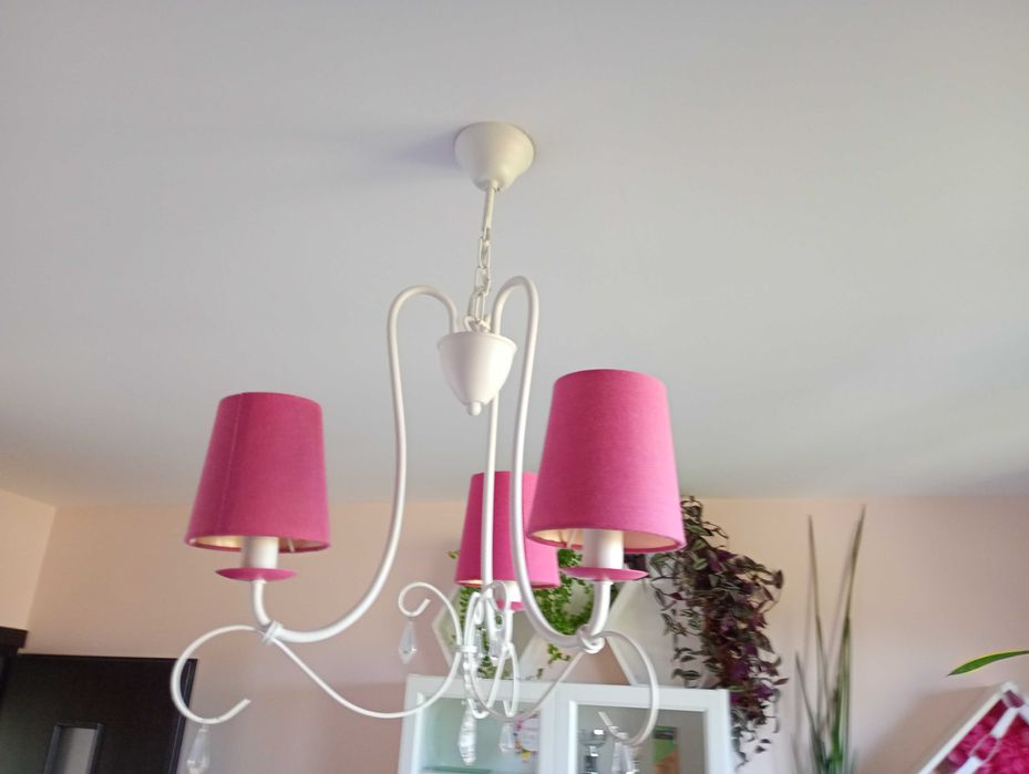 Lampa, żyrandol wiszący dla dziewczynki