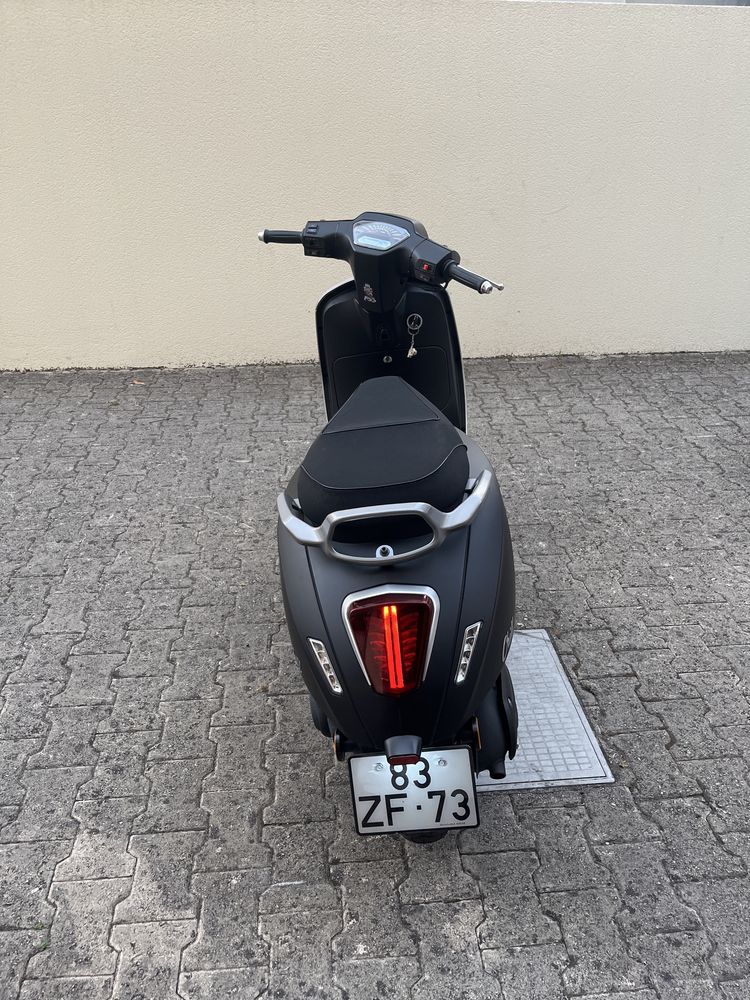 Scooter UM Chill 125cc