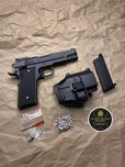 Металевий пістолет Browning HP +кобура (іграшка)