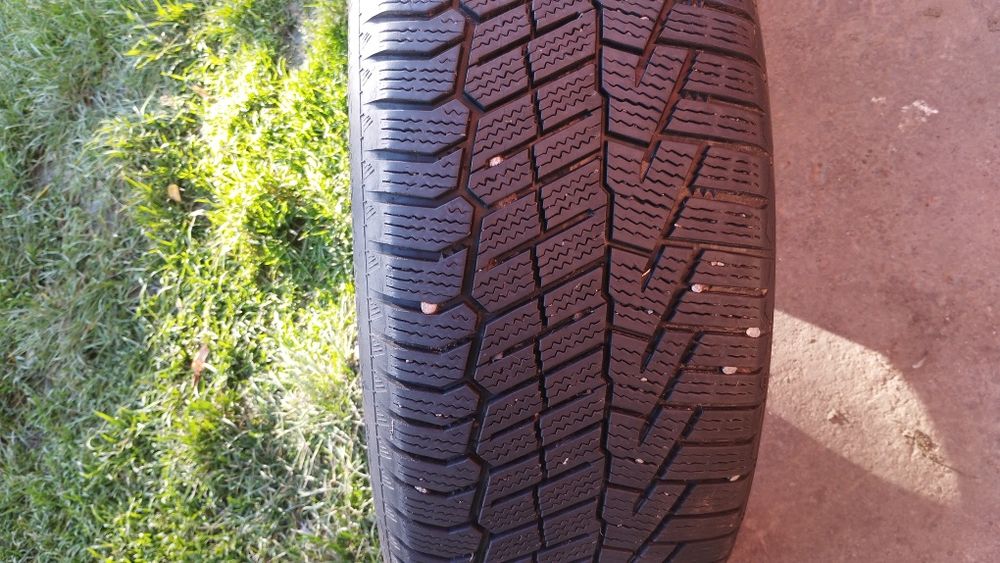 Диски 5*114,3 , комплектом з зимовою гумою 205*50 R 17.