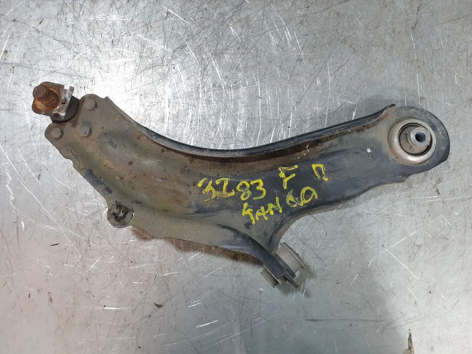 Braço de suspensão frente direito RENAULT Kangoo (KW0/1_)