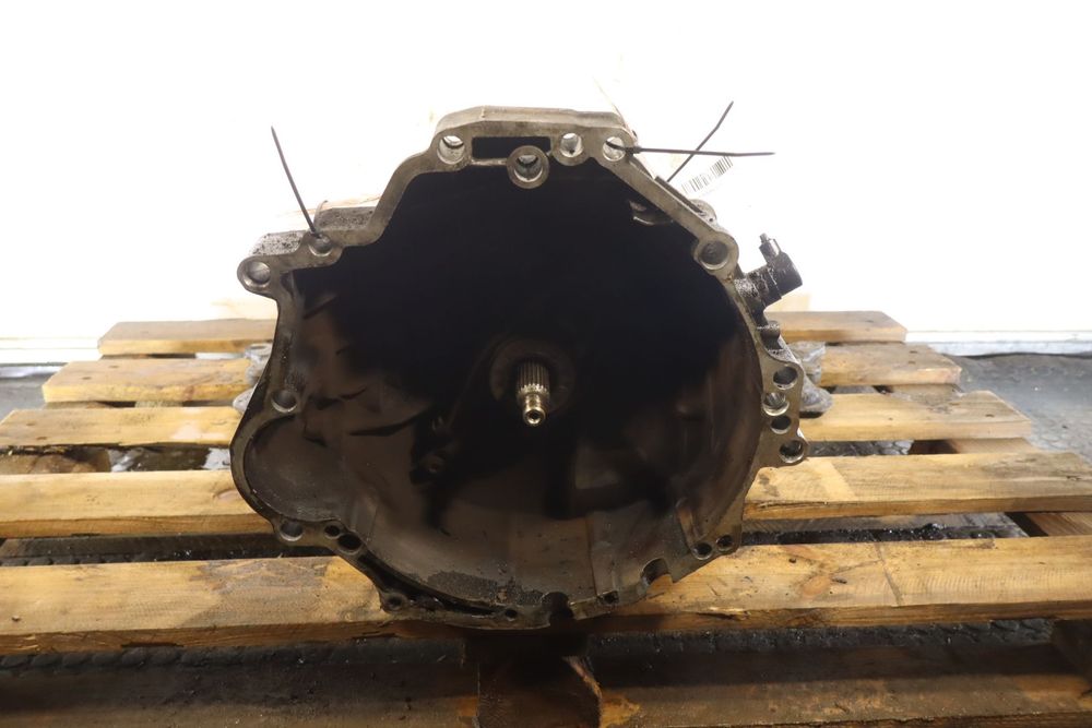 SKRZYNIA BIEGÓW 6 BIEGOWA AUDI A4 B7 3.0TDI 0A3300040F