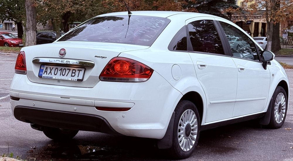 Фіат Лінеа 2013 рік 1,3 дизель