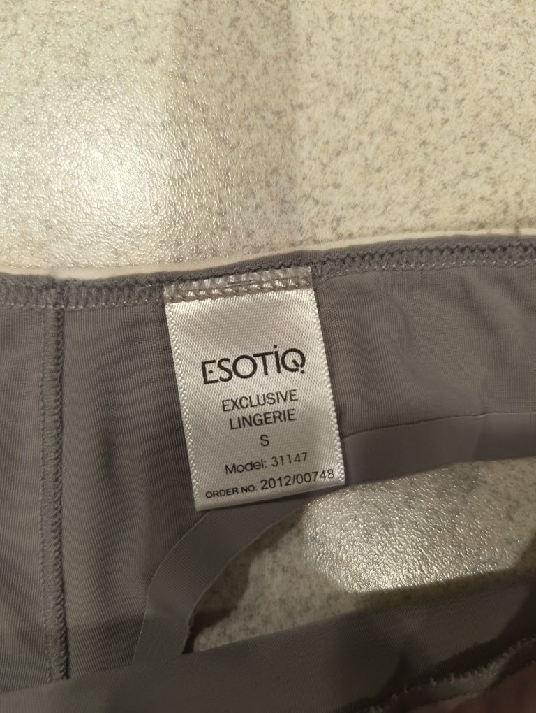 Esotiq stringi damskie rozmiar S