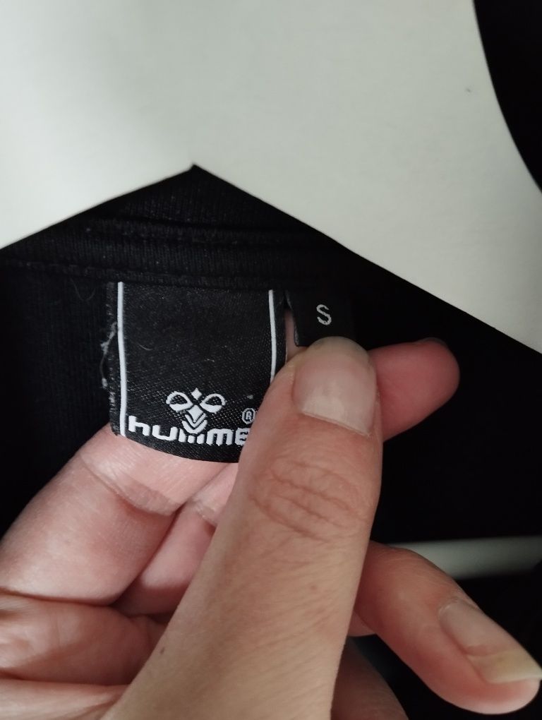 Damska bluza sportowa, czarna, z zasuwanymi kieszeniami, logowana r. X