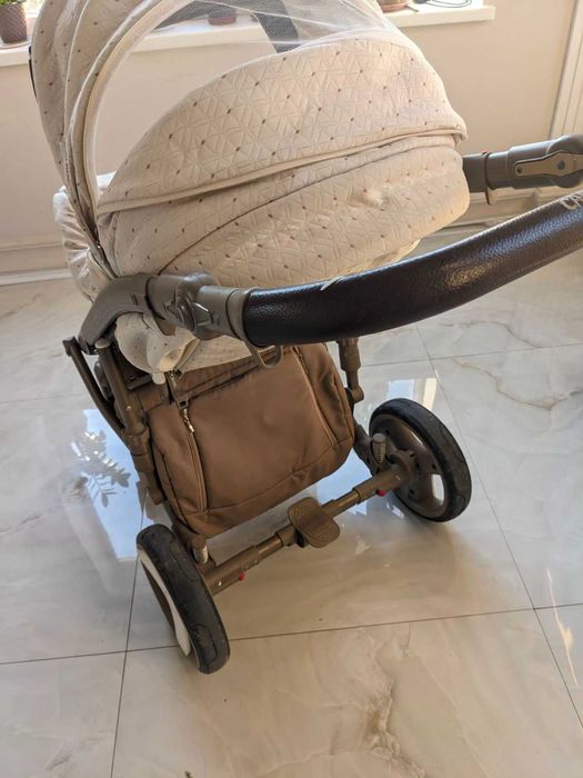 Коляска Avenger для прогулянок