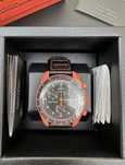 Omega x Swatch Lava SO33O100: Limitowana Kolekcja Ziemi