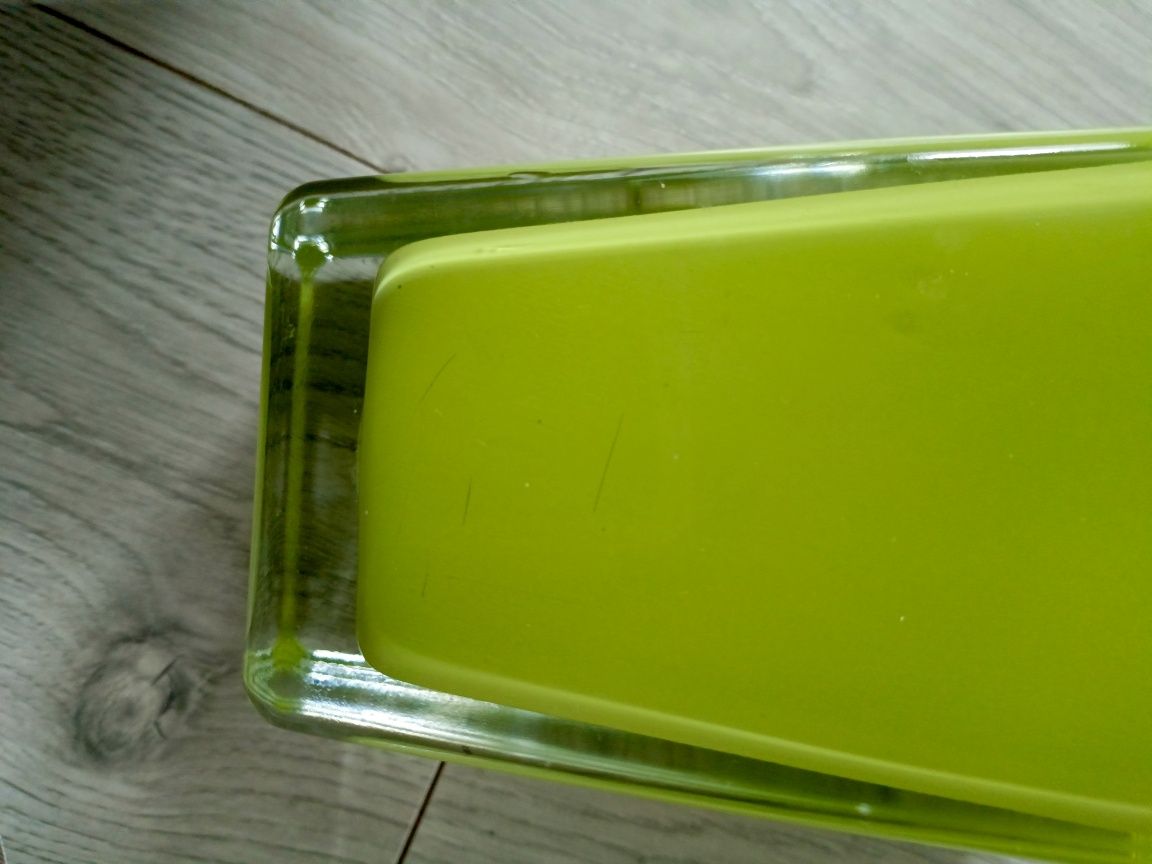 Zielony wazon ozdobny