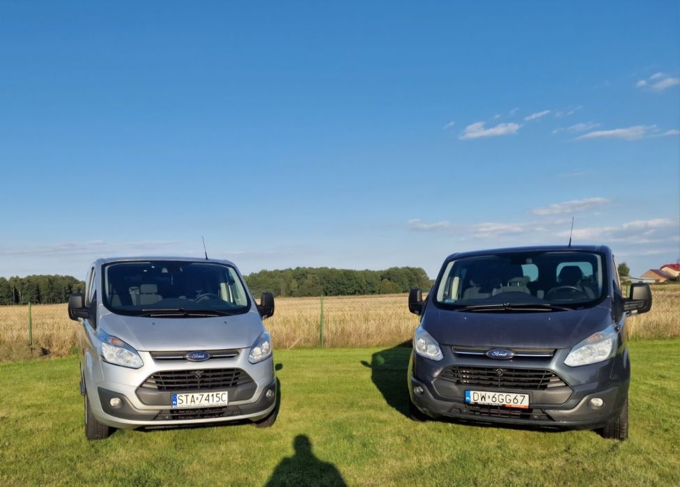 Wypożyczalnia Wynajem Bus 9 osobowy FORD Tourneo Custom