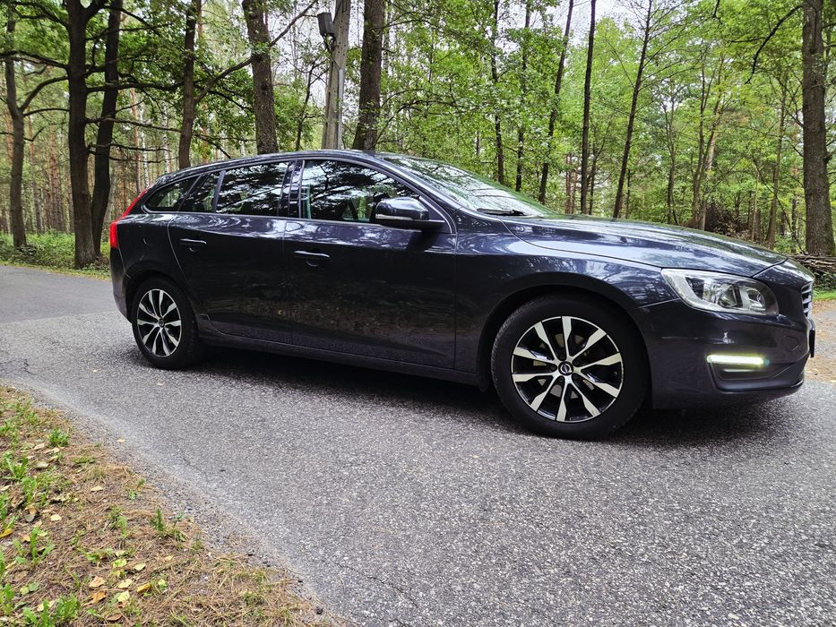 Volvo V60 2.0 D3 150 KM Automat