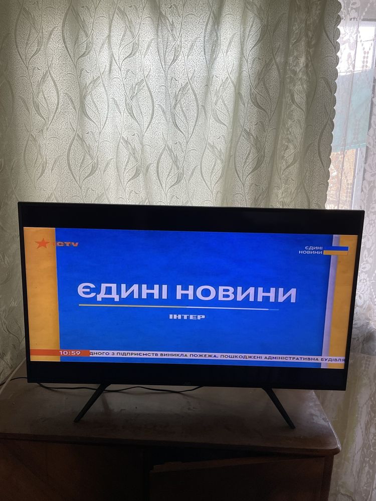 Продам телевизор JVC LT-40MU580 екран 40 дюймов