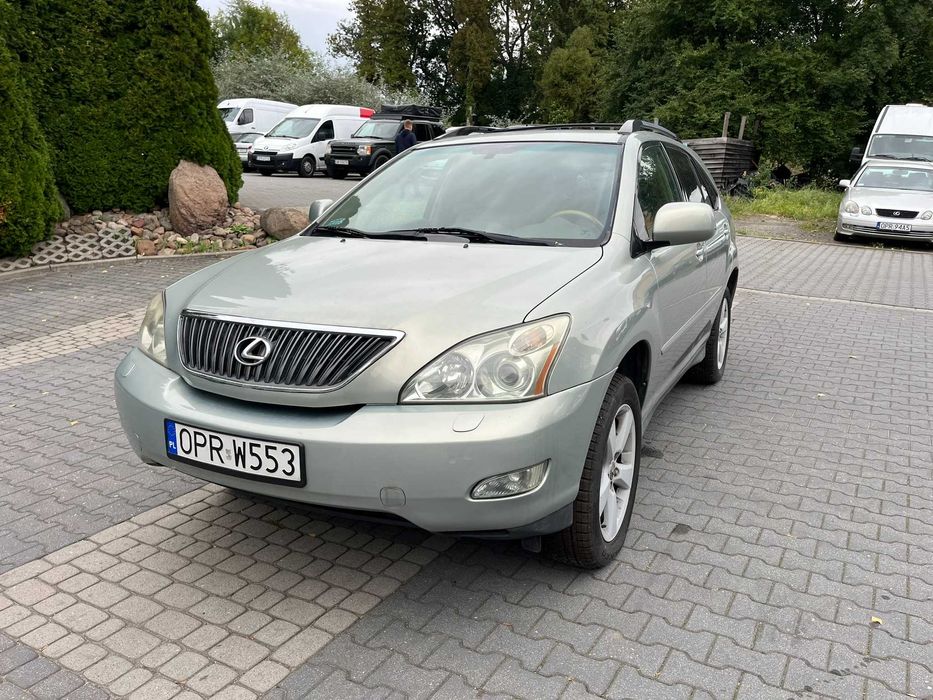 sprzedam samochód Lexus RX350