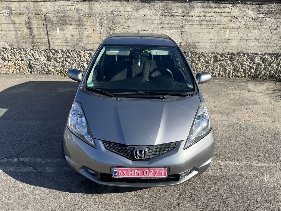 Honda Jazz / Хонда Джаз 1.4 МТ