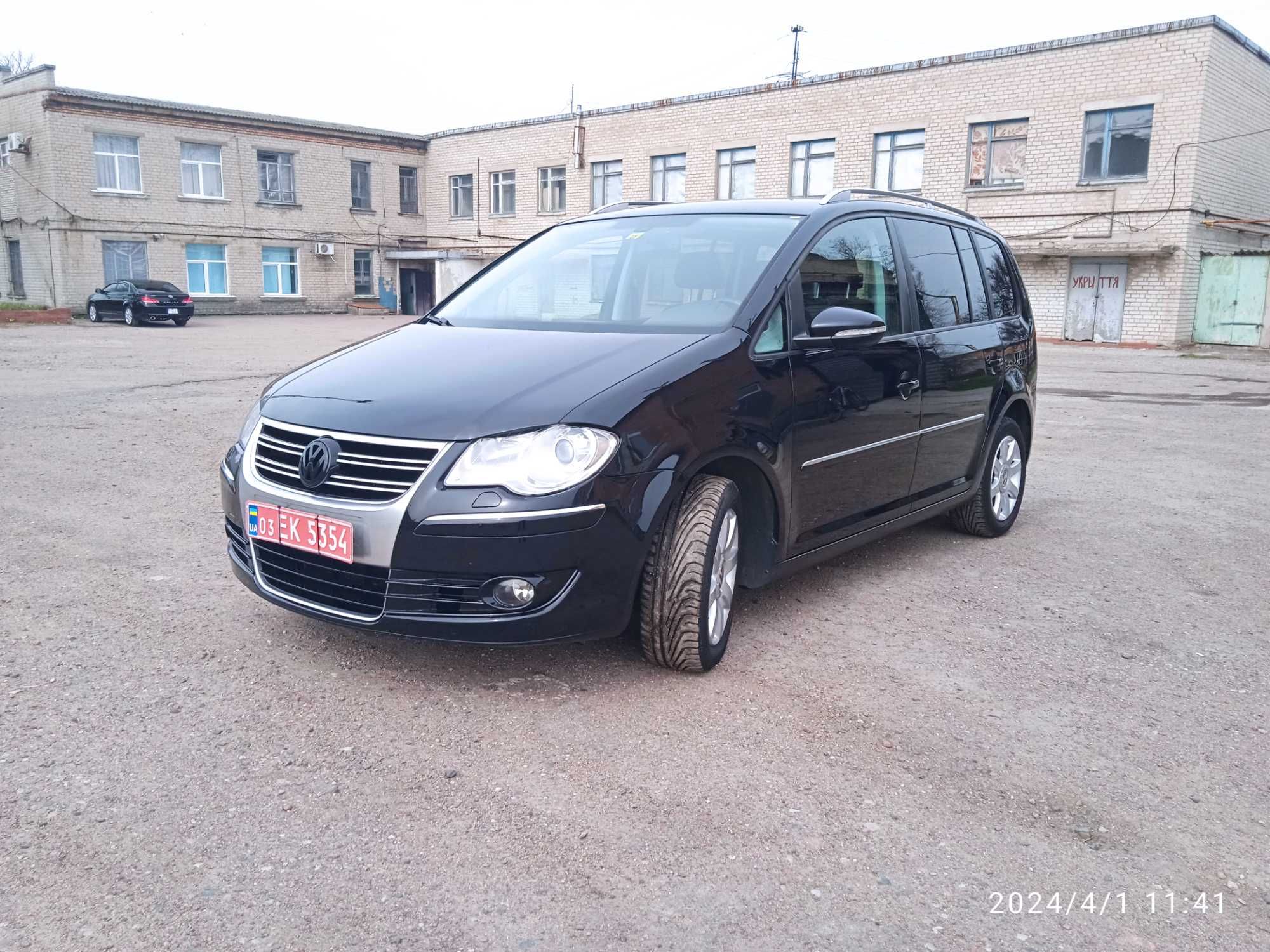 Продам Volkswagen Touran