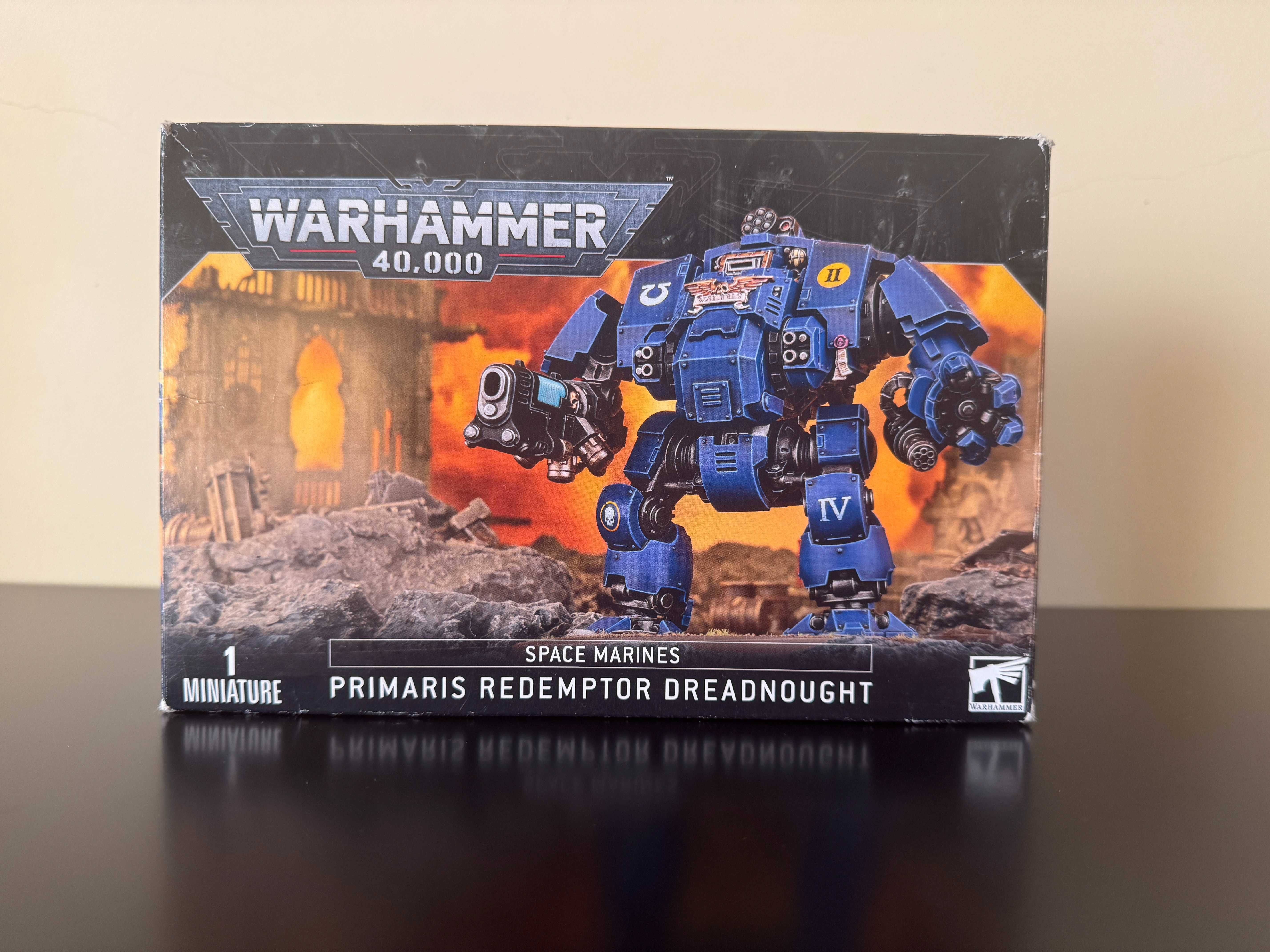 Miniatura Warhammer 40000 Space Marine Primaris Redemptor Dreadnought