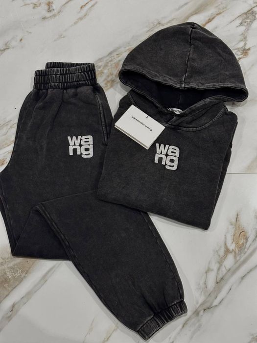 Спортивный костюм прогулочный