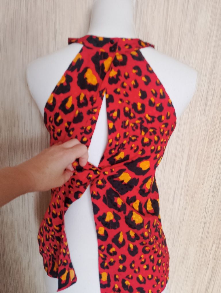 Top w zwierzęcy print Gestuz r.34