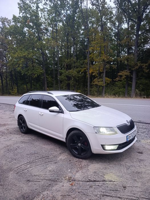 Продам шкоду а7 2.0 дизель