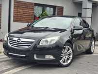Opel Insignia Bezwypadkowy Super Stan Klima/Navi/PDC/Bixenon COSMO