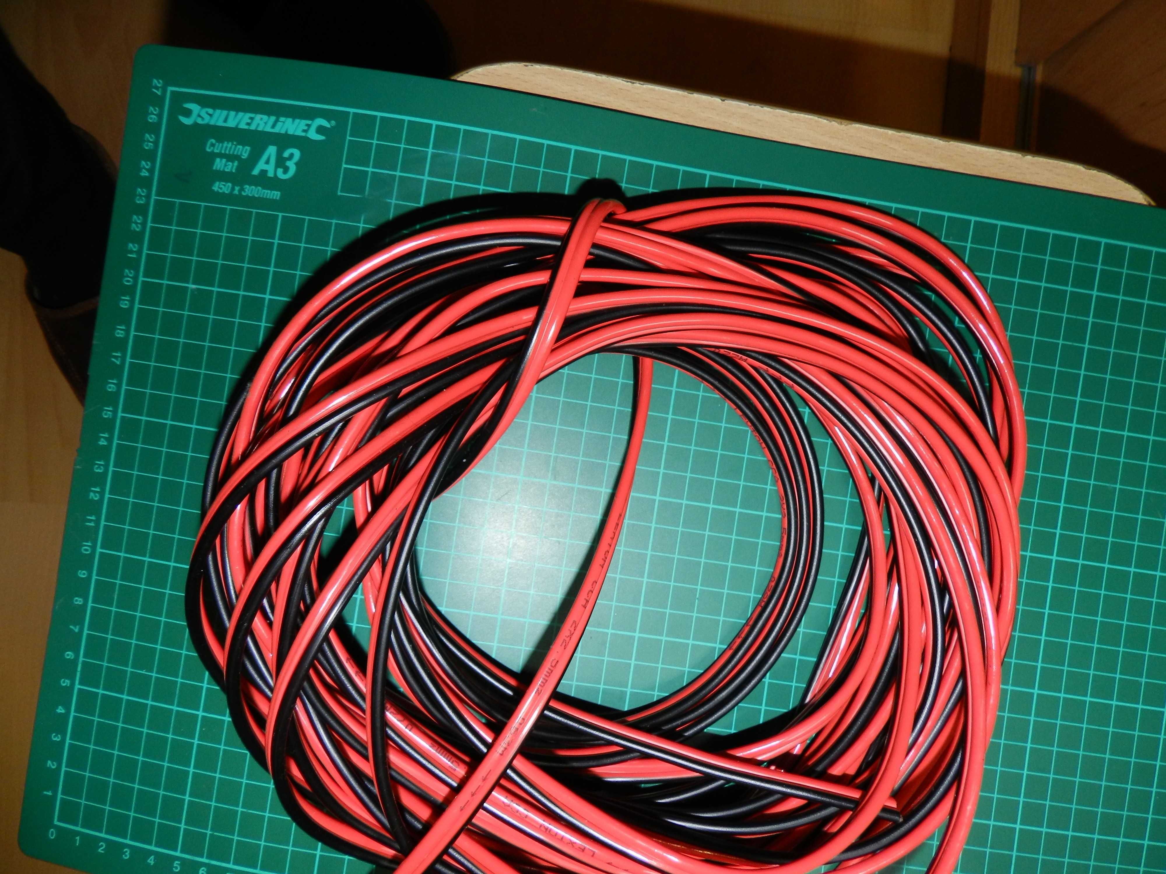 Kabel głośnikowy 2x2,50mm CCA 1mb czerwono-czarny.