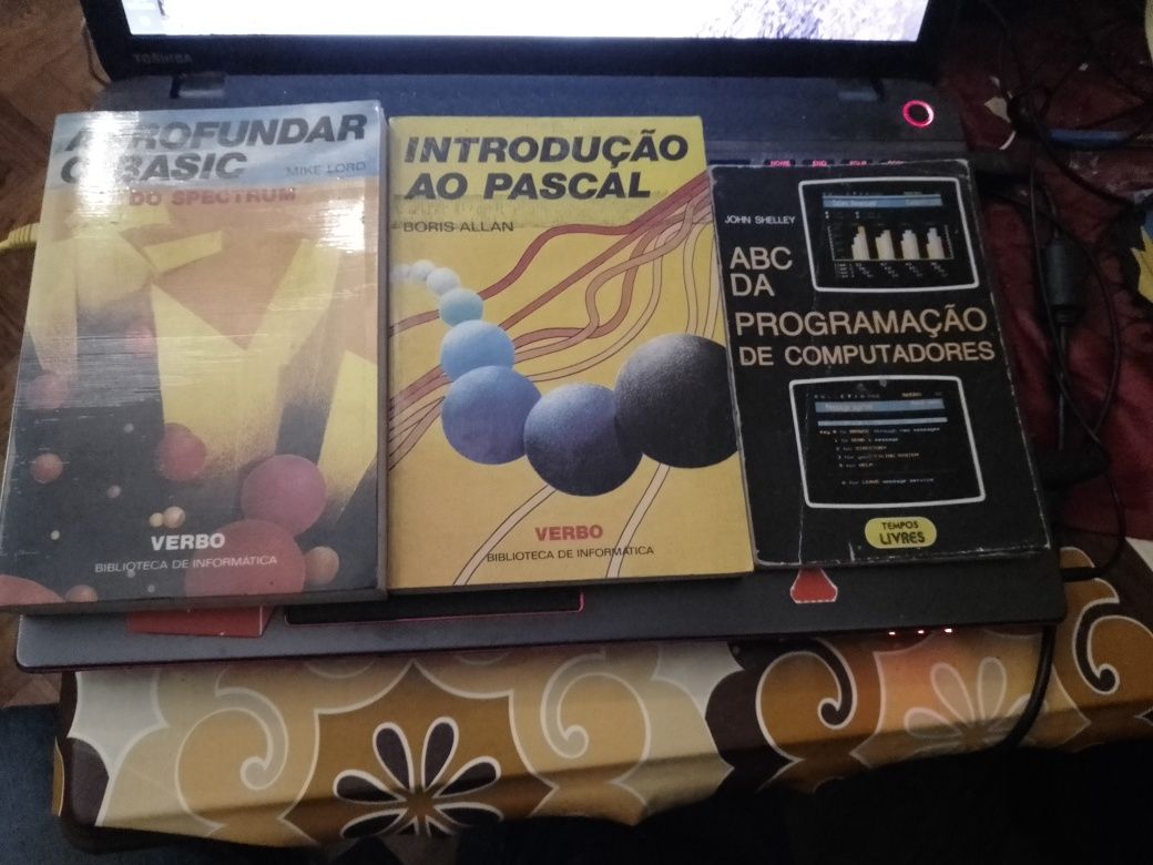 Livros de Programaçao antigos e outros  Desde 2E