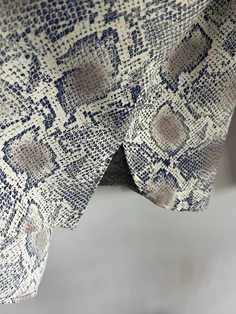Camisa padrão serpente Mango