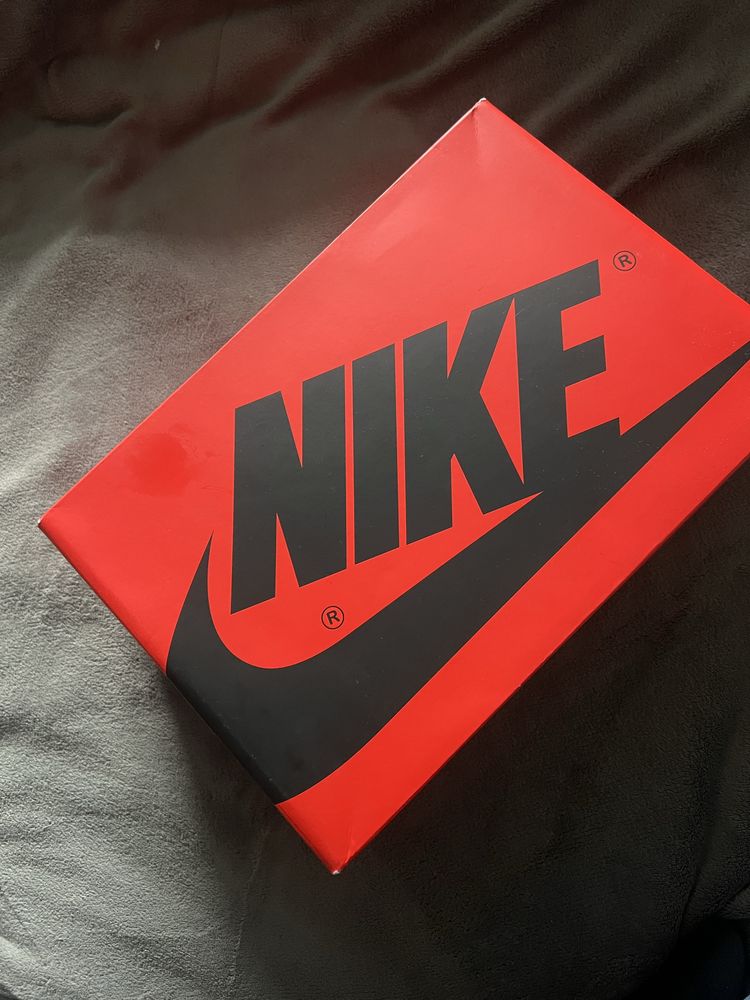 Buty Nike JORDAN 1 wmns air retro hi og 44 9uk