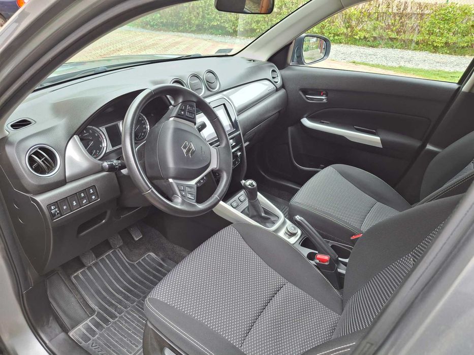 Suzuki Vitara 1.6 4WD 120KM Kamera cofania AllGrip 2017