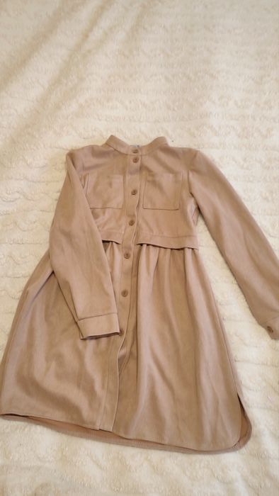 Сукні для дівчаток 134 розмір. Стан ідеальний.