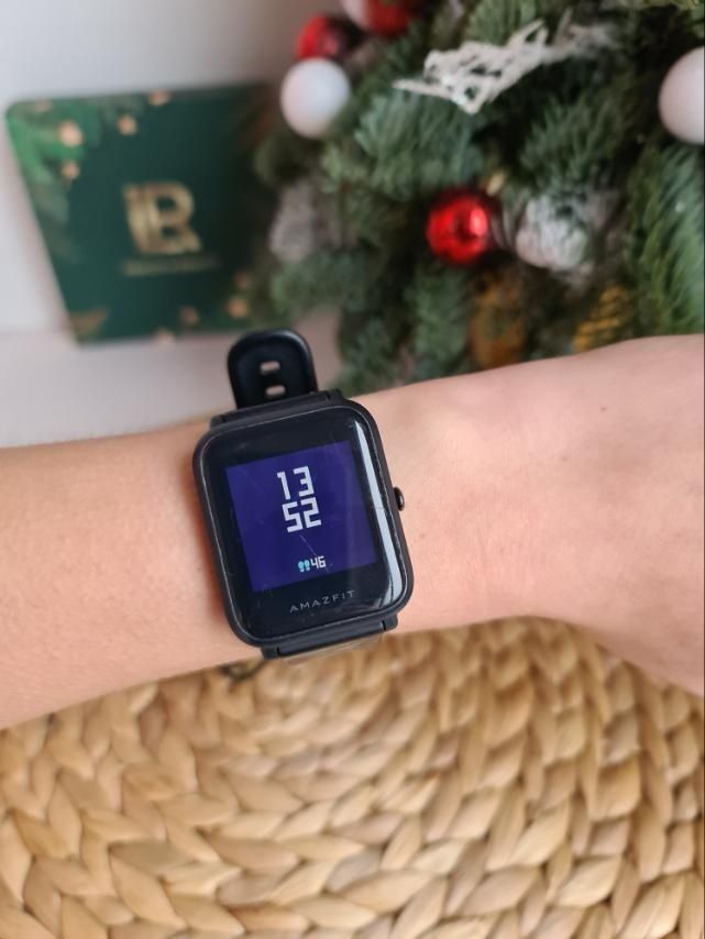 Часи Amazfit в гарному доглянотому стані.