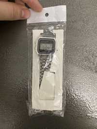 Продам часи Casio 90-x